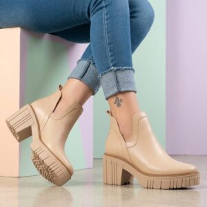 Mayline Nude T. 35,36,37