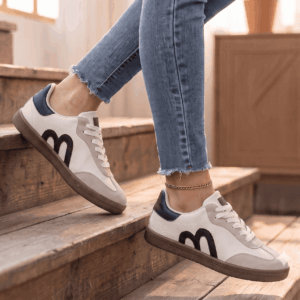 Amber White M